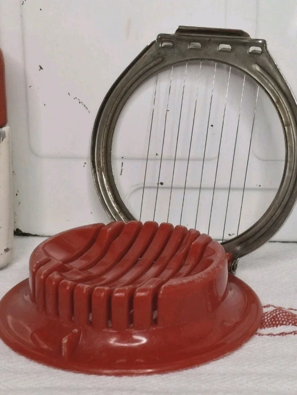 Medco Vintage Red Egg Slicer MCM Plastic Stainless Steel Kitchen Collectible USA